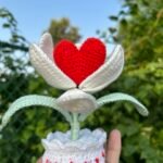 single heart flower crochet pot