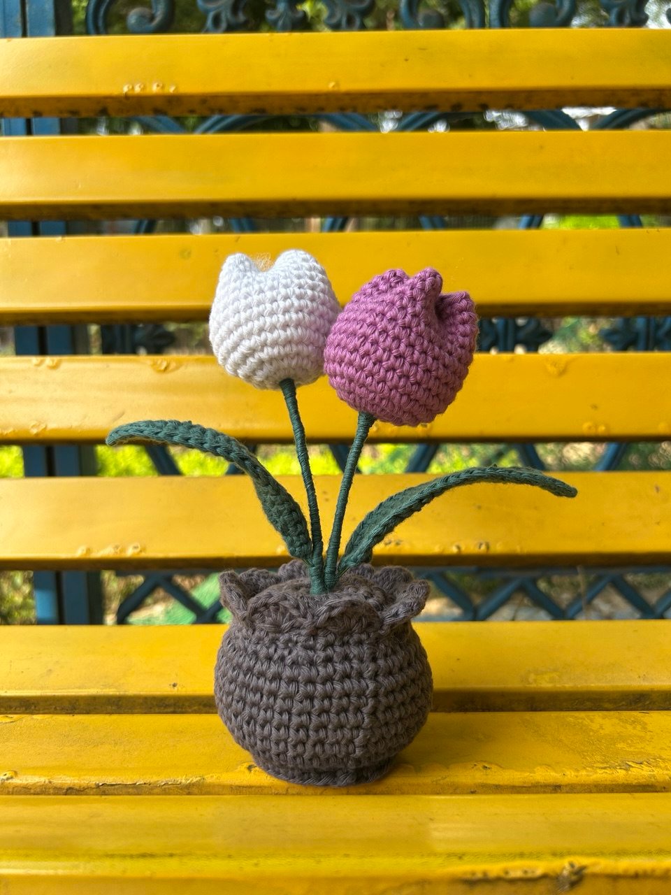 purple double tulip pot crochet