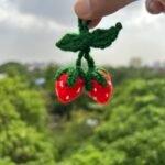 strawberry Keychain turtleknots crochet keyring
