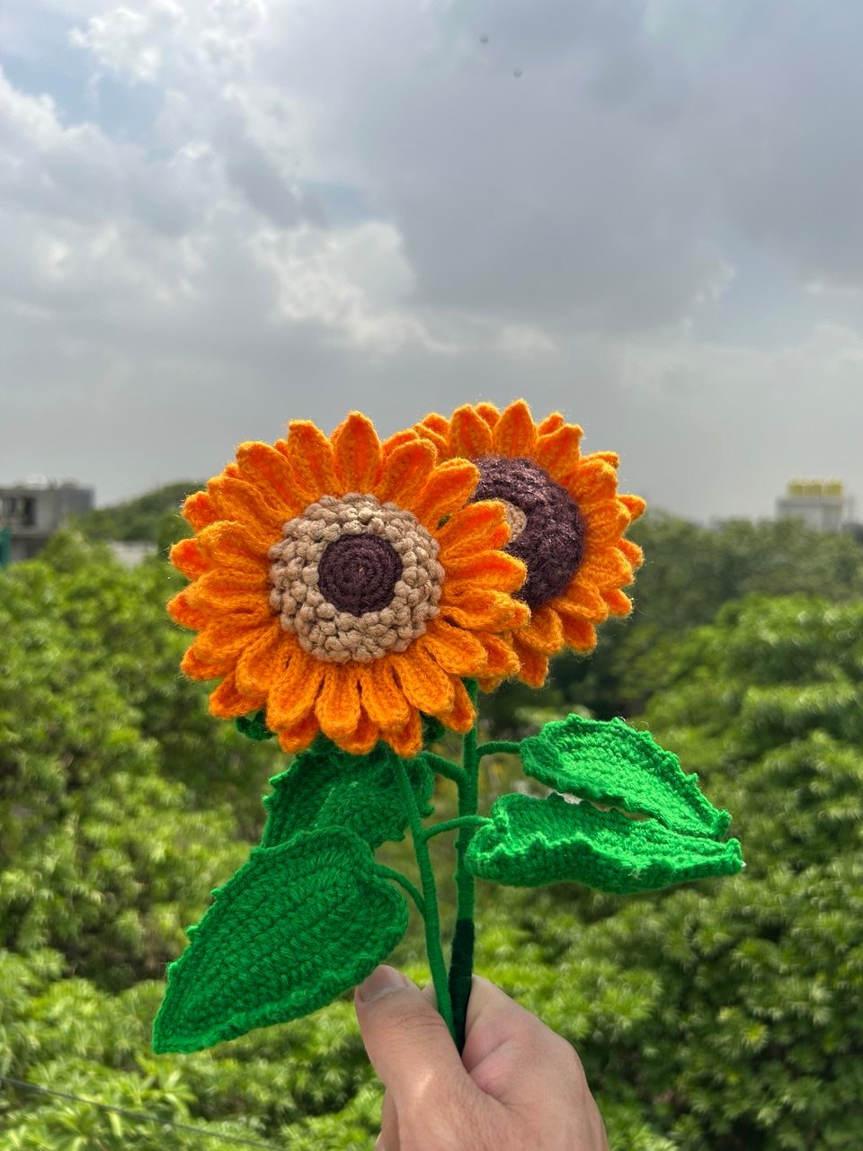 sunflower crochet flower