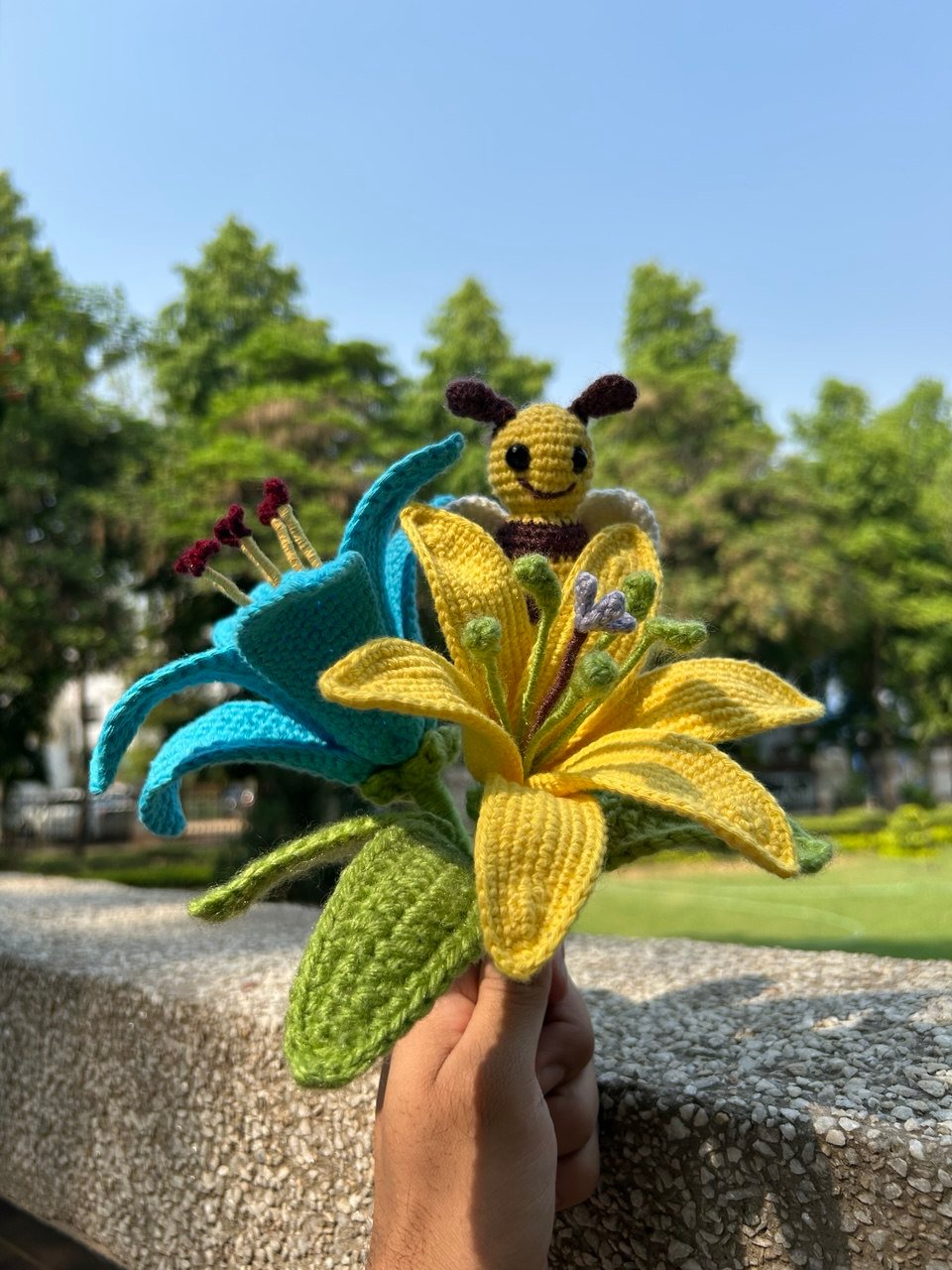 lilly and honeybee crochet flower